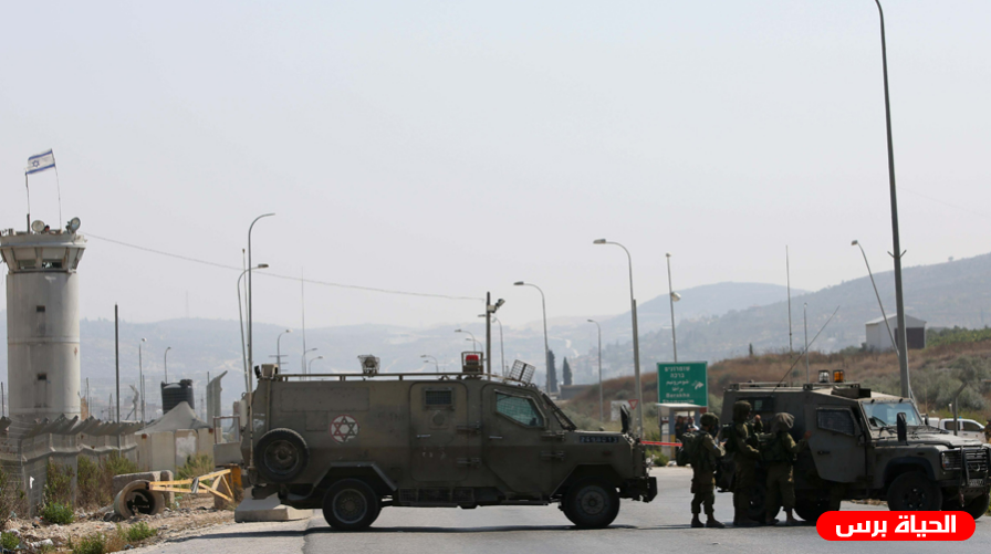 بحجة انتخابات الكنيست .. الاحتلال يفرض إغلاقاً على الضفة ويغلق المعابر مع غزة الثلاثاء